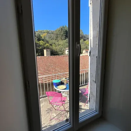 Meuble Voltour Dans La Denise 아파트 *